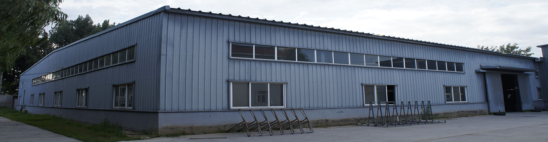 服務(wù)伙伴,共同分享由此帶來(lái)的成就